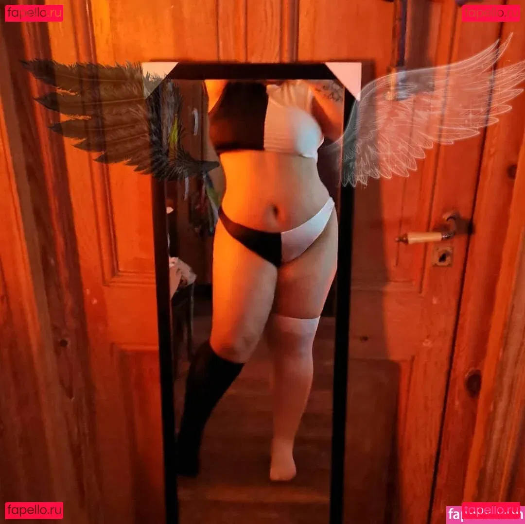 firefliesirl Onlyfans Photo Gallery 