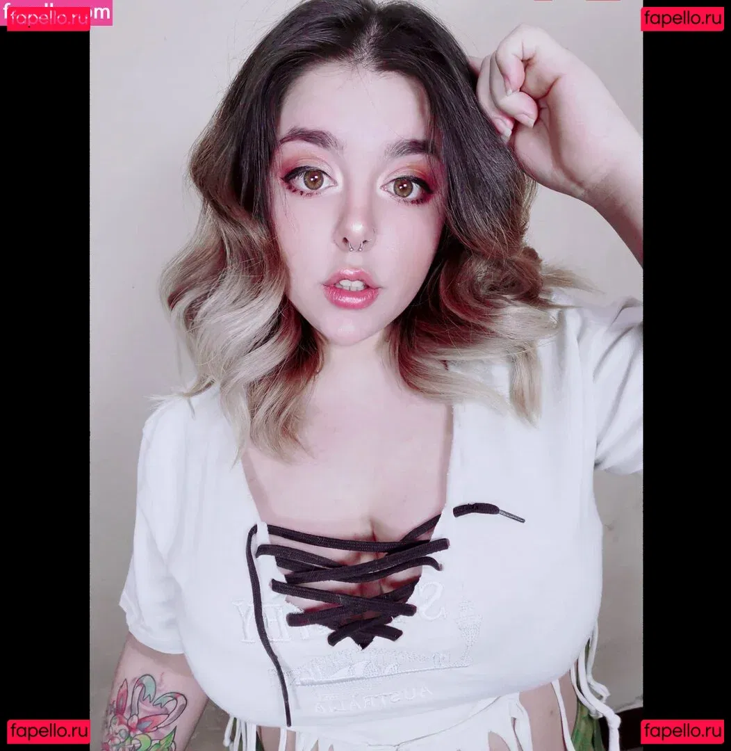 firefliesirl Onlyfans Photo Gallery 