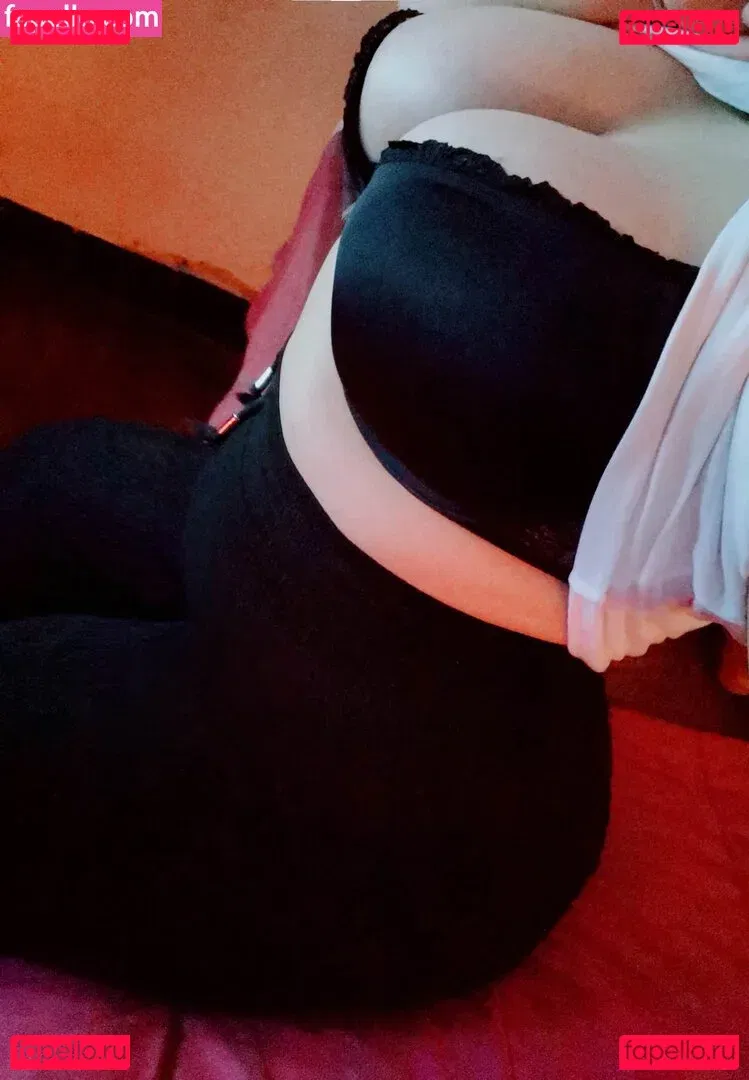 firefliesirl Onlyfans Photo Gallery 