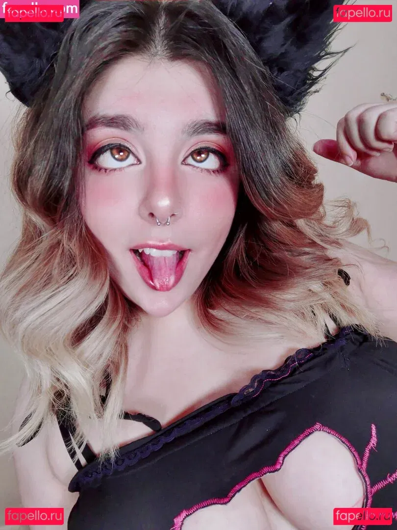 firefliesirl Onlyfans Photo Gallery 