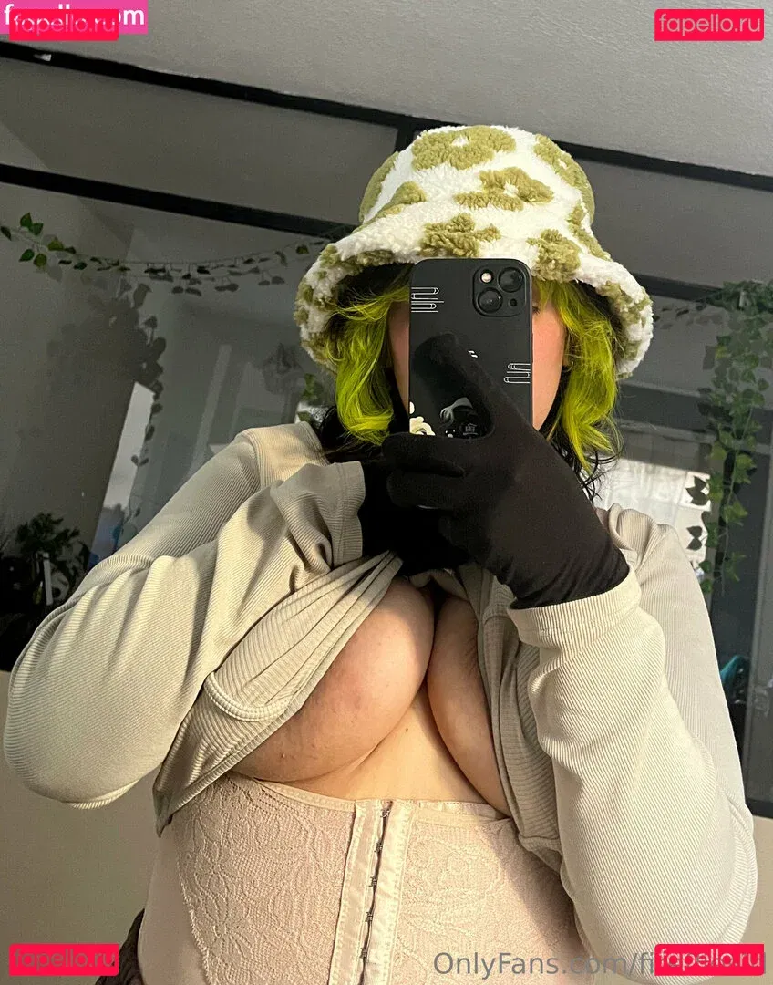 firefliesirl Onlyfans Photo Gallery 