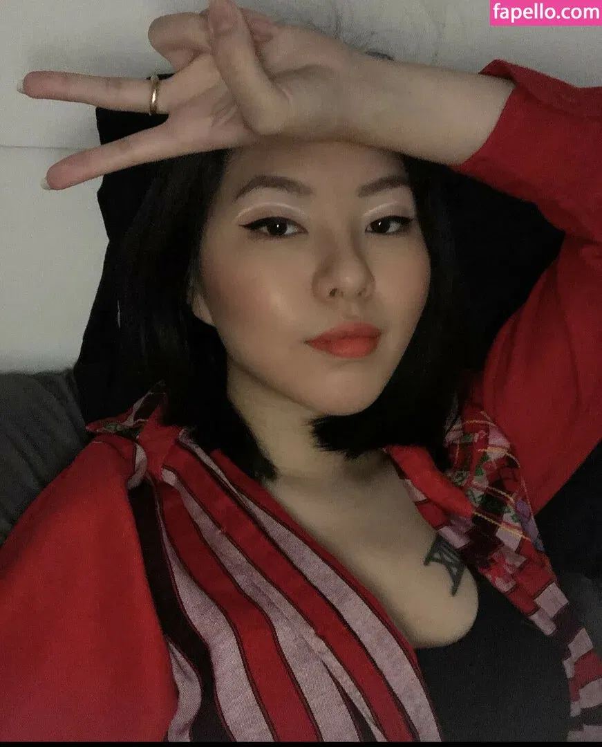 Moe Kihen Onlyfans Photo Gallery 