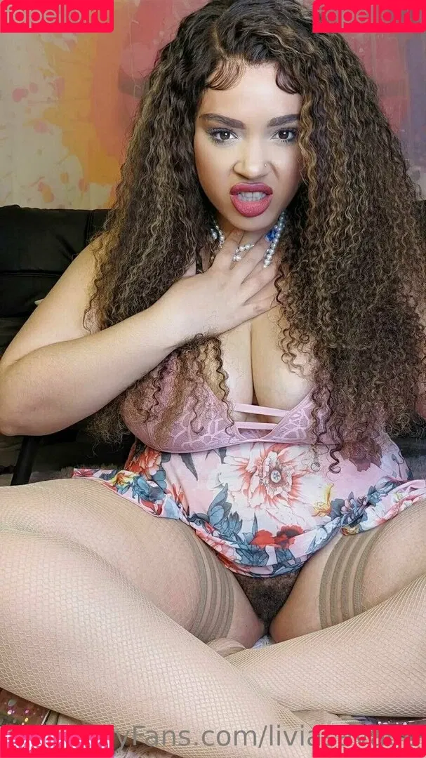liviasavage Onlyfans Photo Gallery 