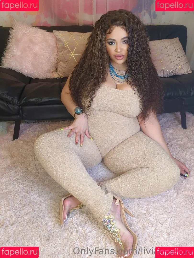 liviasavage Onlyfans Photo Gallery 