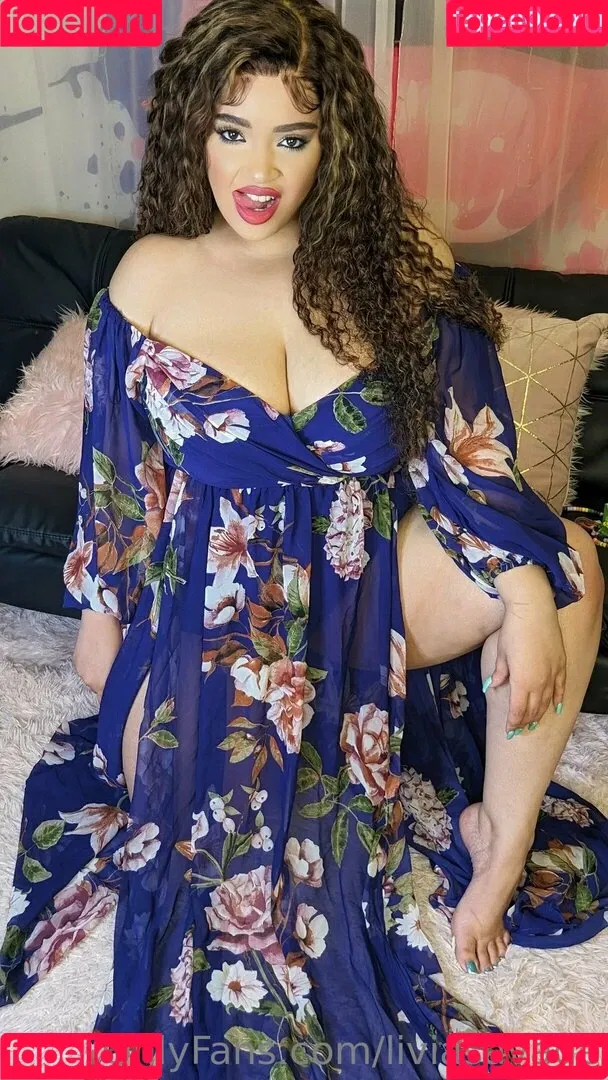 liviasavage Onlyfans Photo Gallery 