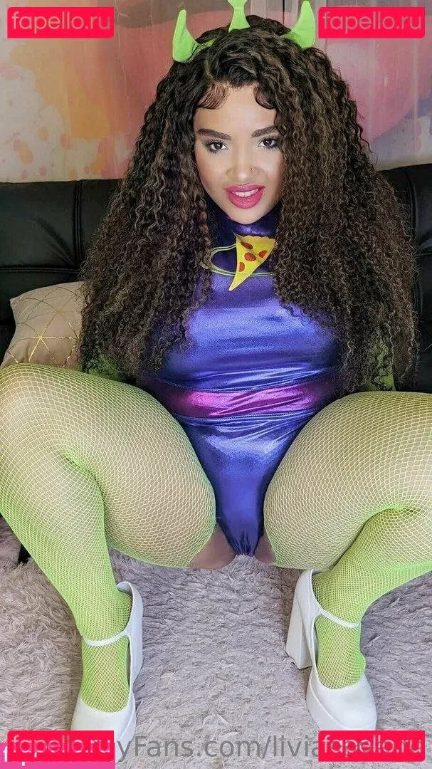 liviasavage Onlyfans Photo Gallery 