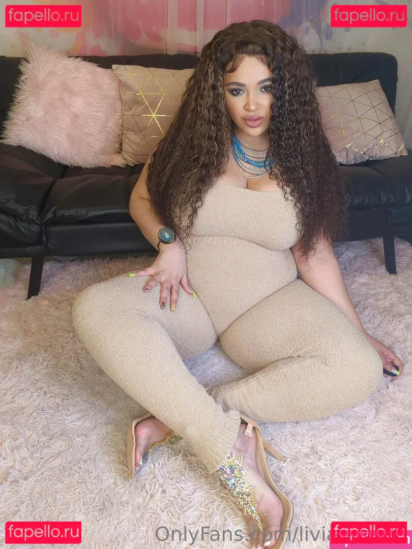 liviasavage Onlyfans Photo Gallery 
