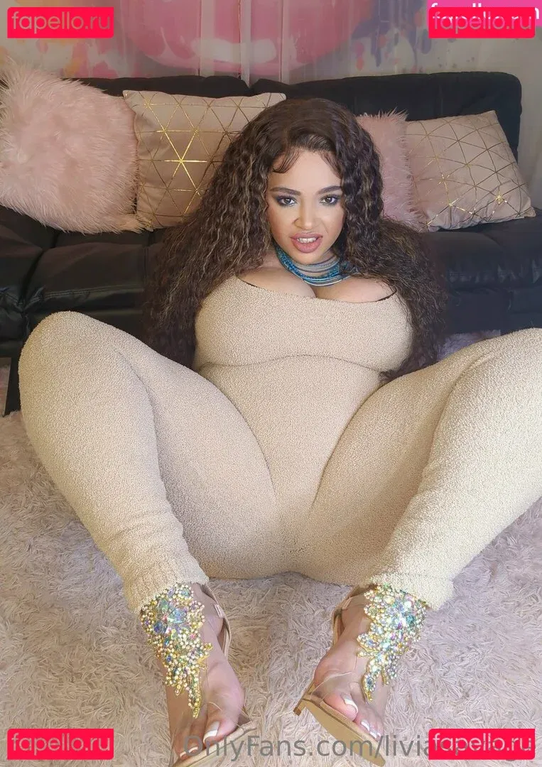 liviasavage Onlyfans Photo Gallery 