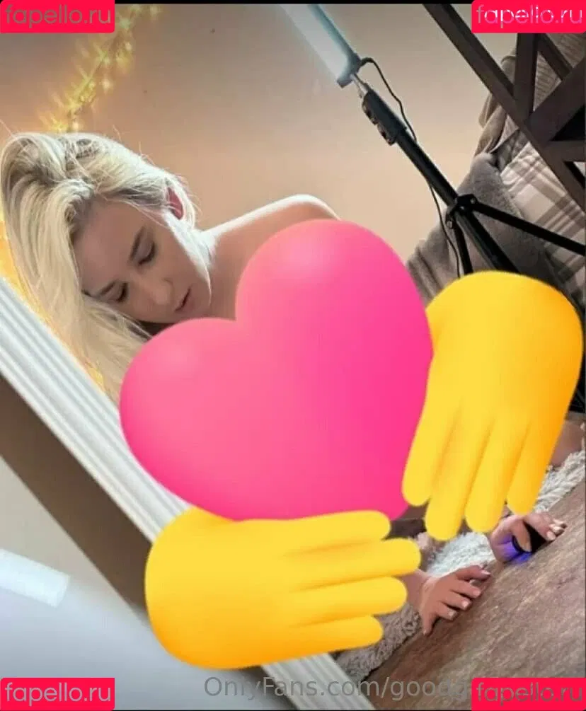 goodgirlzlisten Onlyfans Photo Gallery 