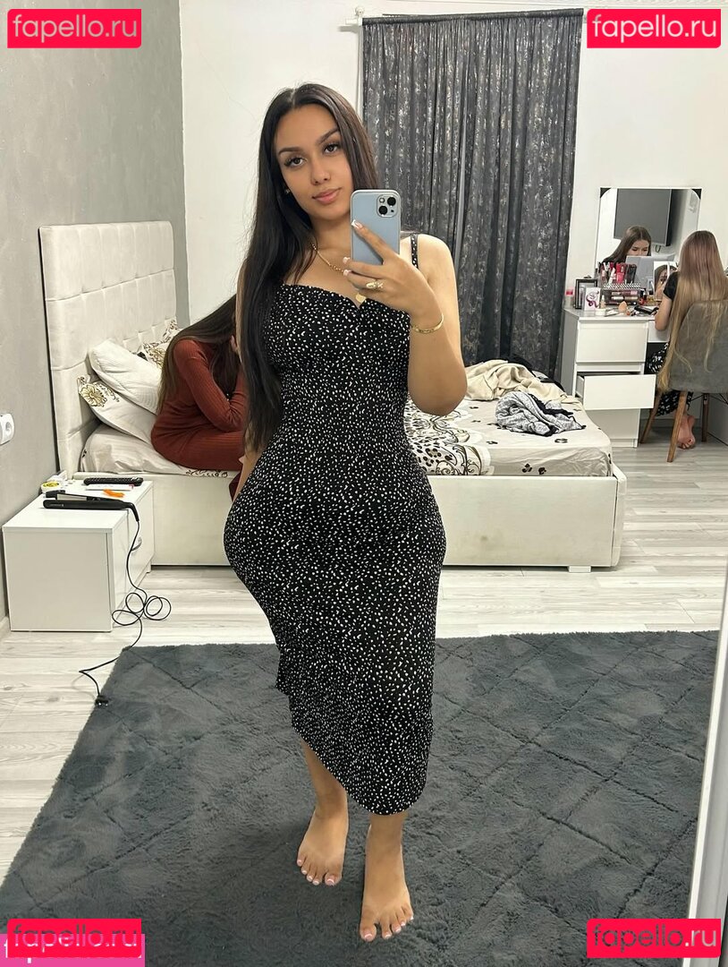 fernandadreah / fernandinha / fernandinhajrr Onlyfans Photo Gallery 