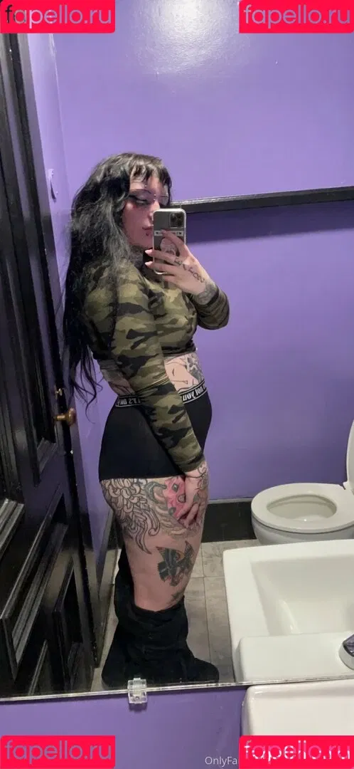 spookisideshow Onlyfans Photo Gallery 