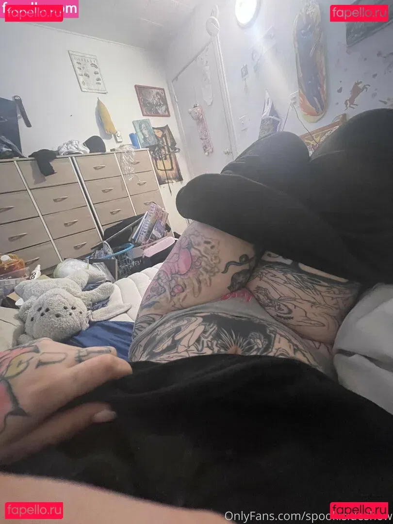 spookisideshow Onlyfans Photo Gallery 