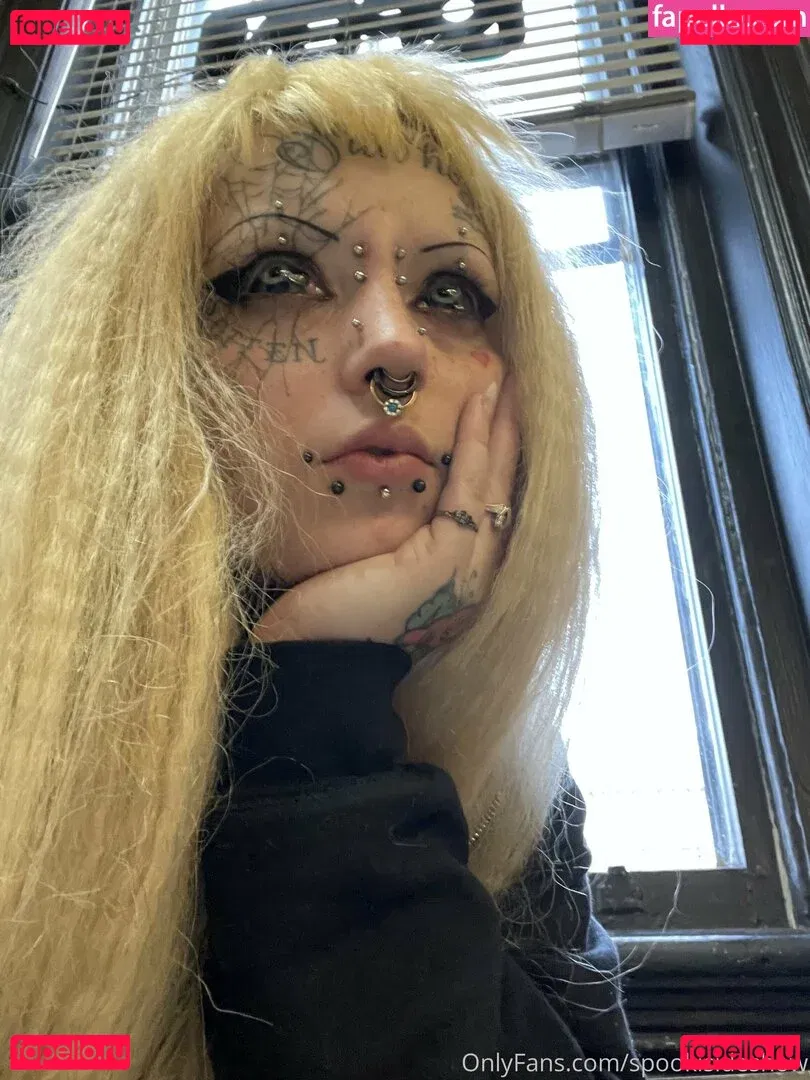 spookisideshow Onlyfans Photo Gallery 