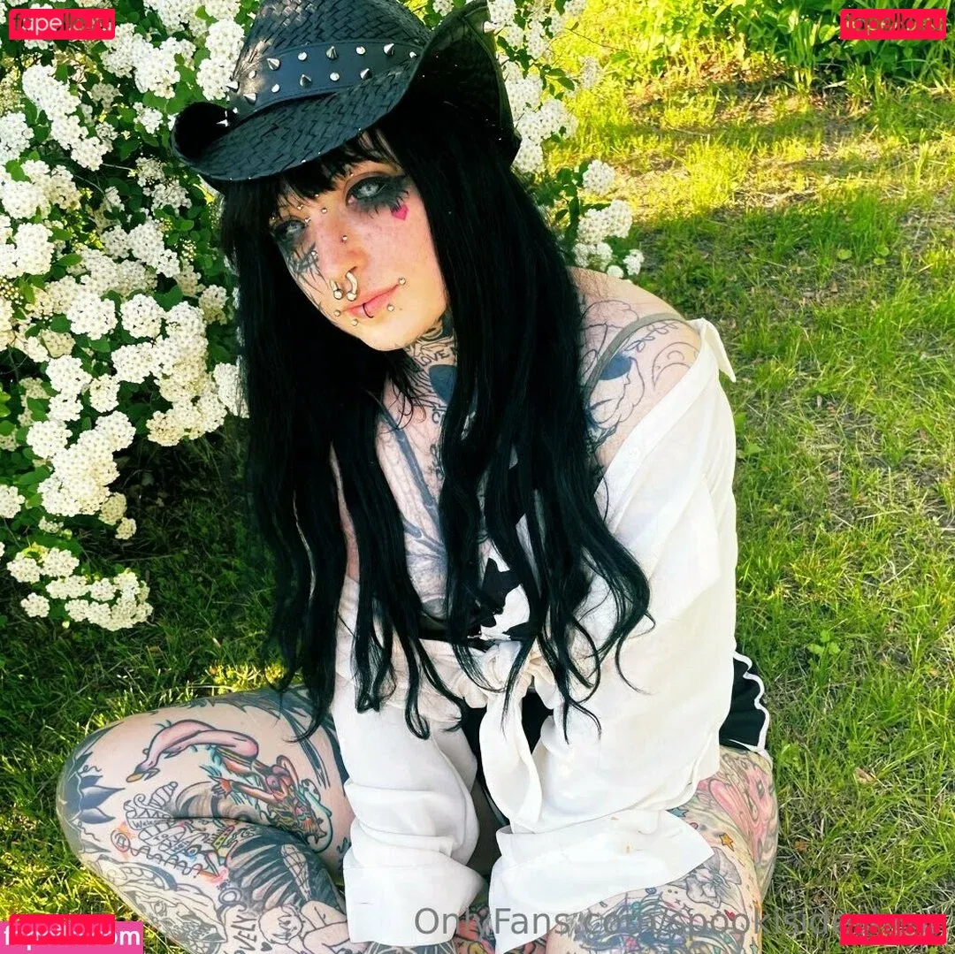 spookisideshow Onlyfans Photo Gallery 