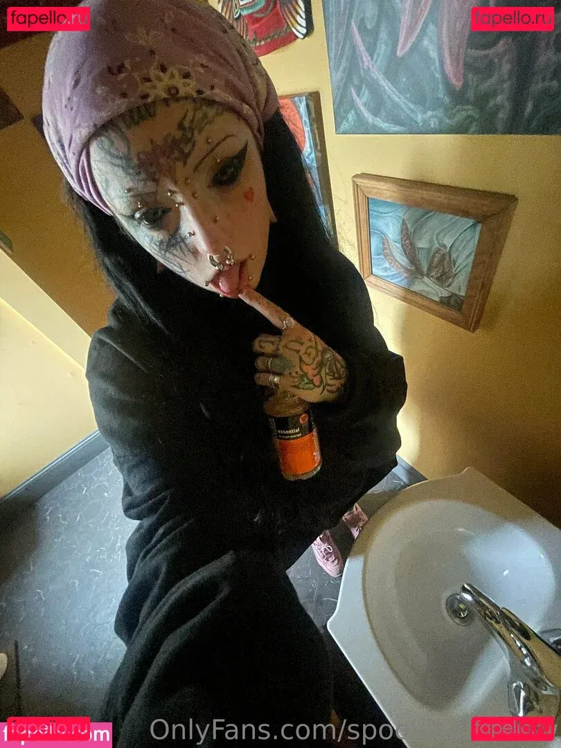 spookisideshow Onlyfans Photo Gallery 