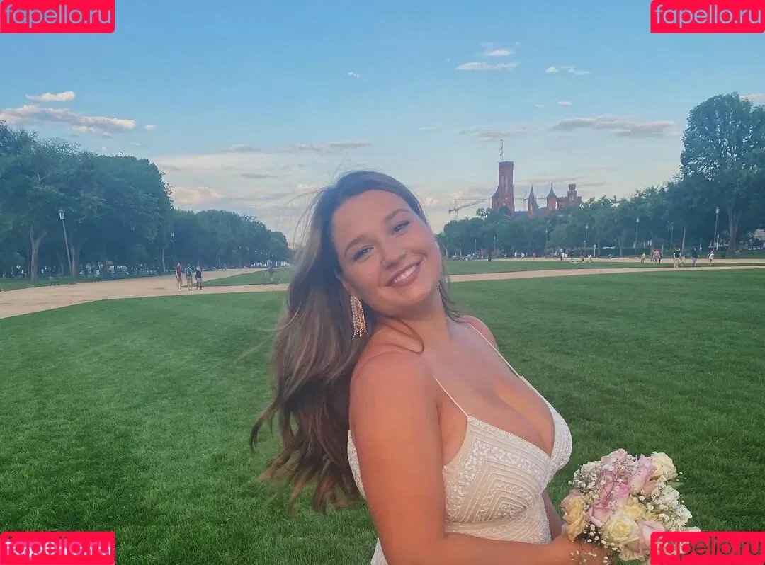 Grace H Onlyfans Photo Gallery 