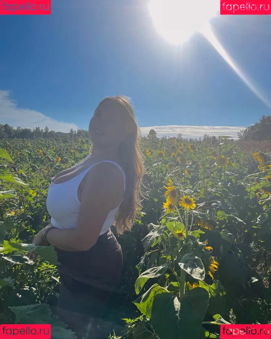 Grace H Onlyfans Photo Gallery 