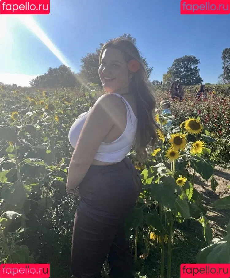 Grace H Onlyfans Photo Gallery 
