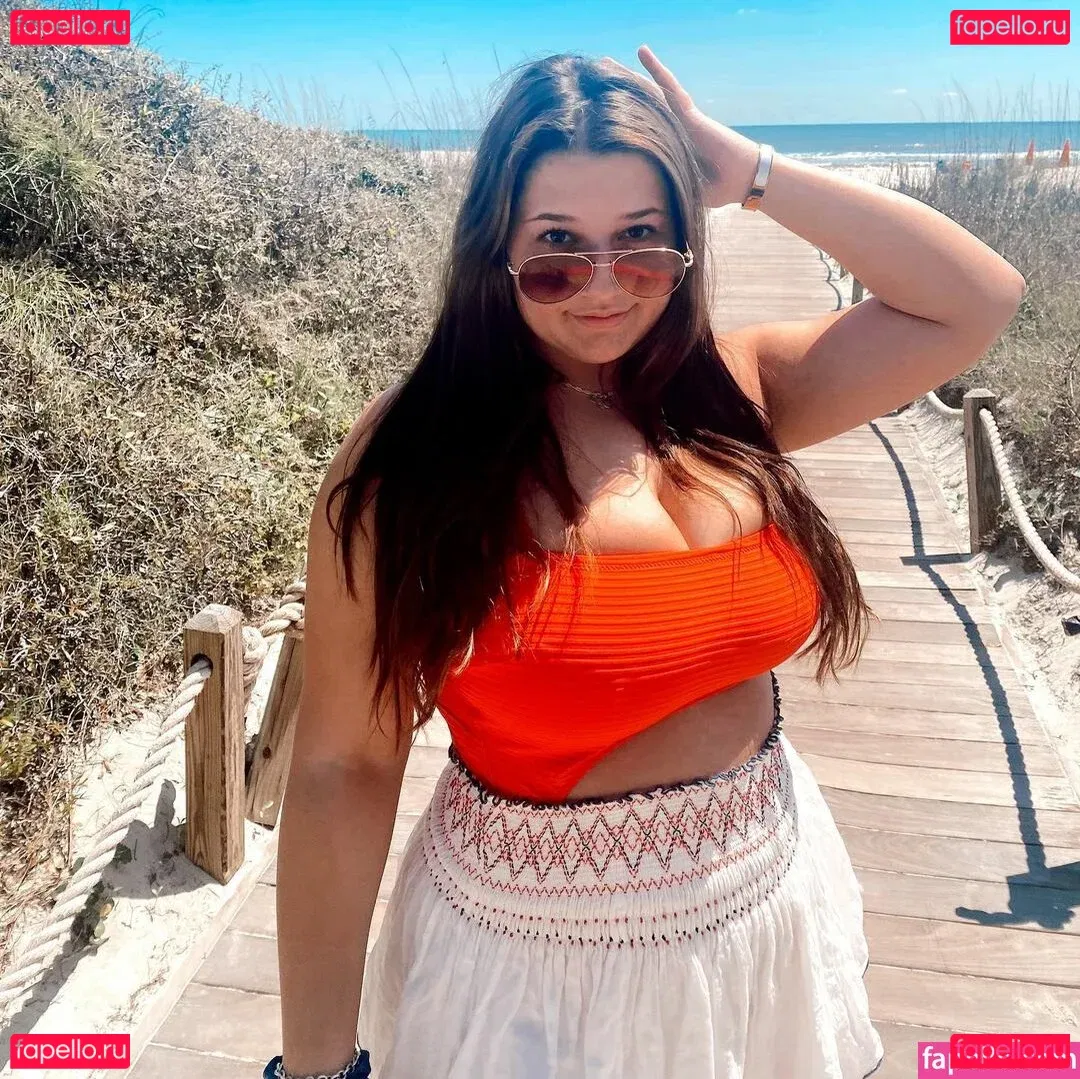 Grace H Onlyfans Photo Gallery 