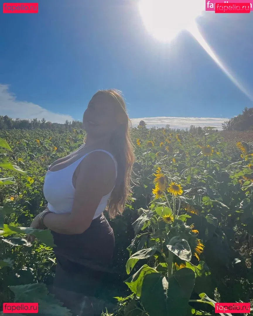 Grace H Onlyfans Photo Gallery 