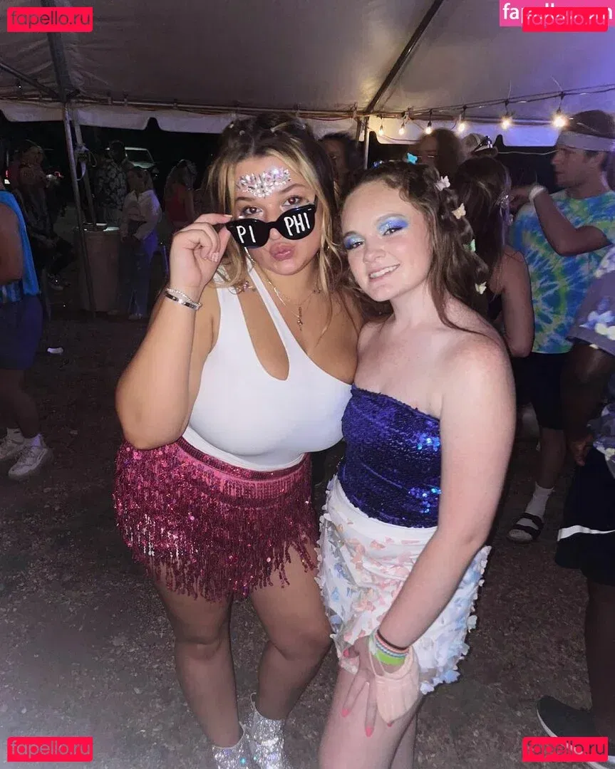 Grace H Onlyfans Photo Gallery 