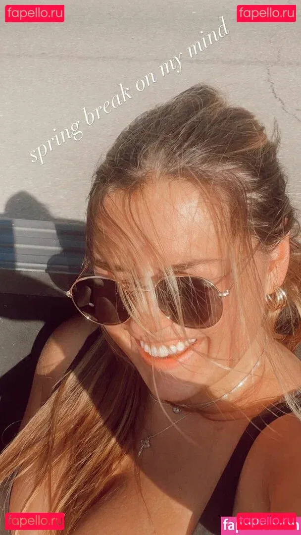 Grace H Onlyfans Photo Gallery 