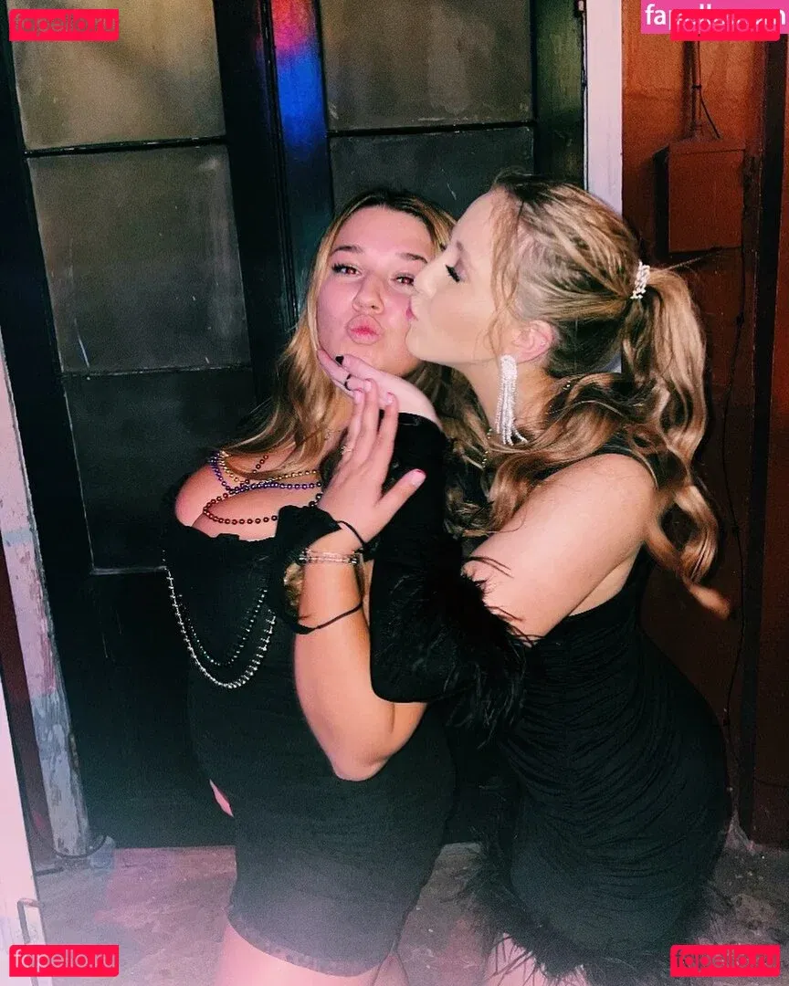 Grace H Onlyfans Photo Gallery 