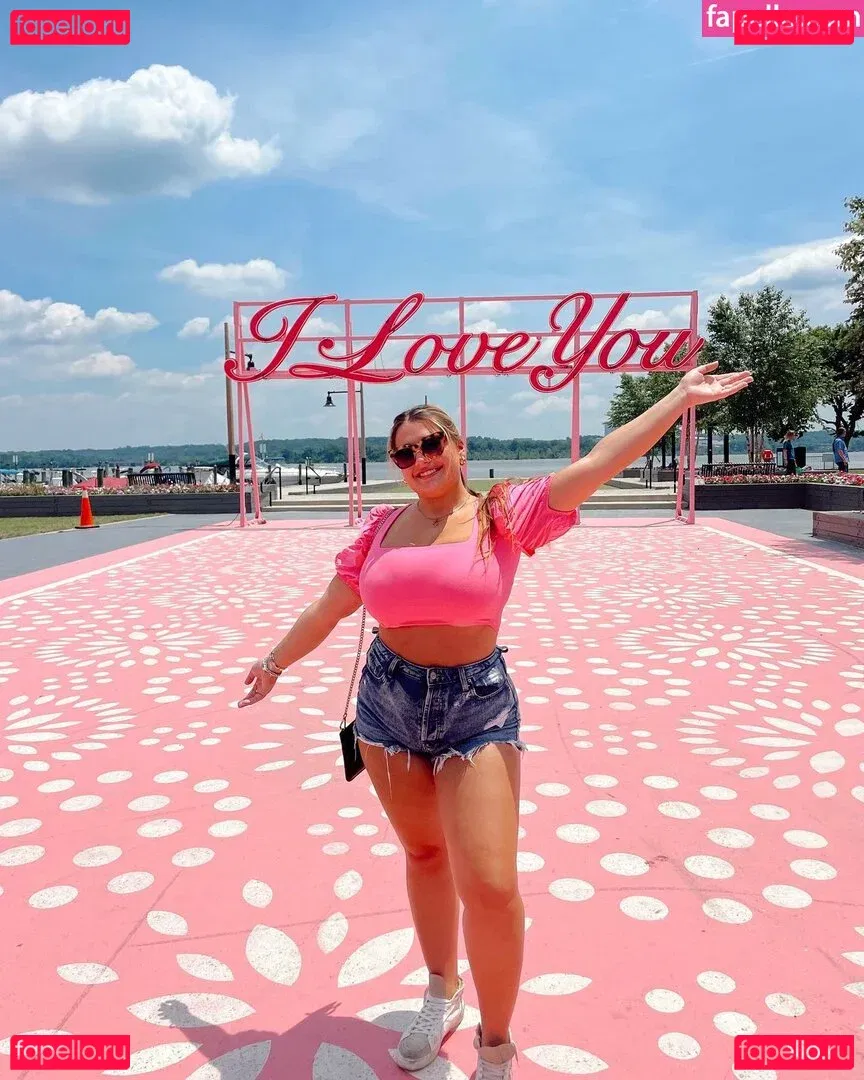 Grace H Onlyfans Photo Gallery 