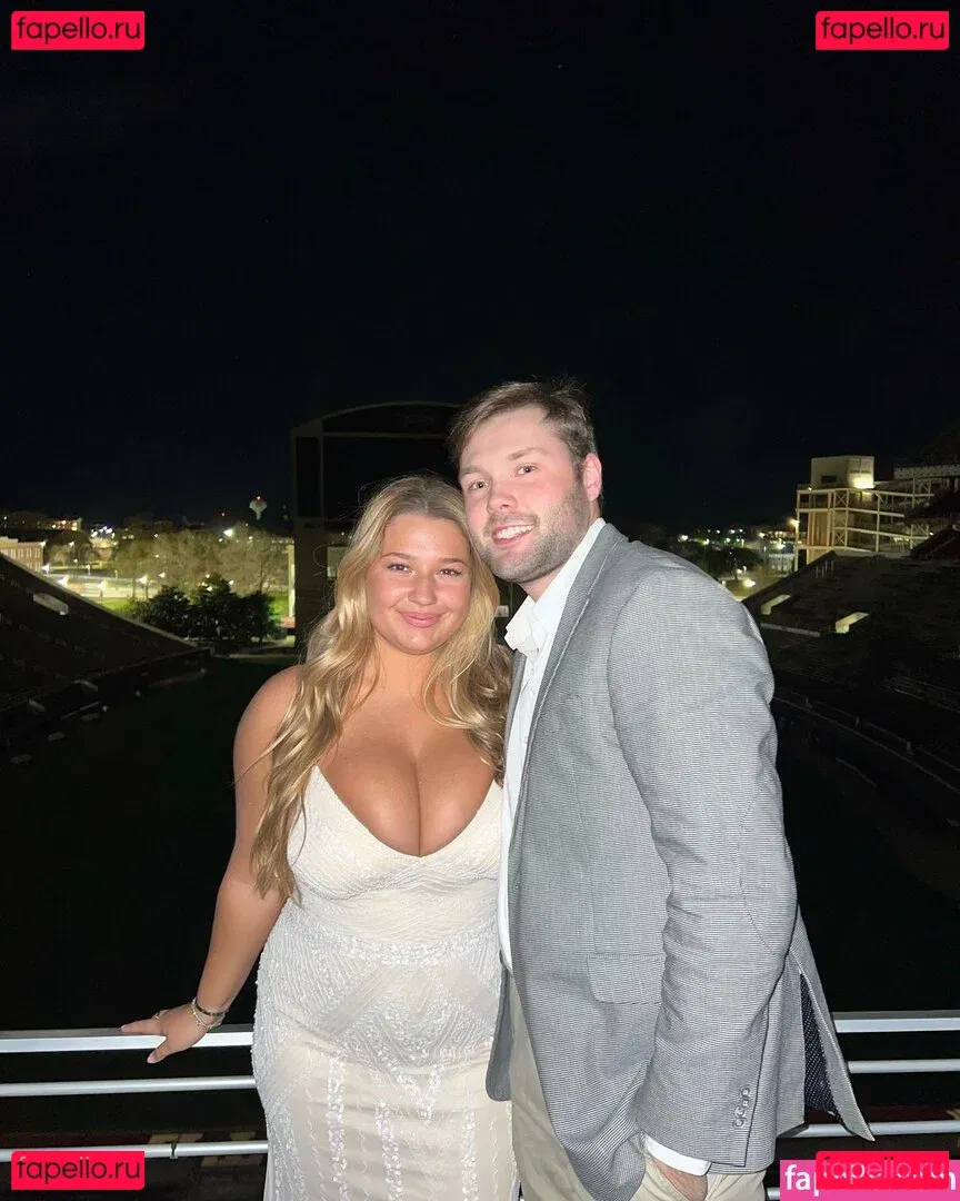 Grace H Onlyfans Photo Gallery 