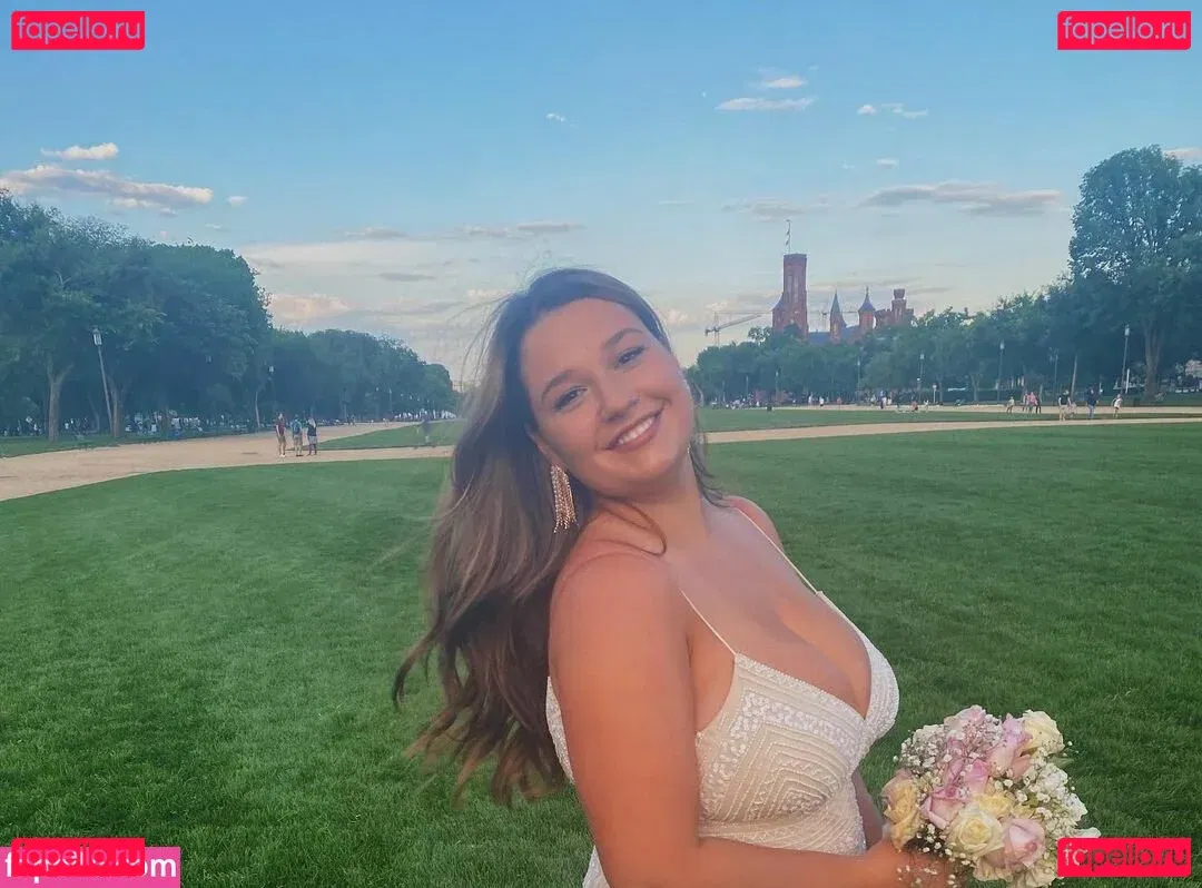 Grace H Onlyfans Photo Gallery 