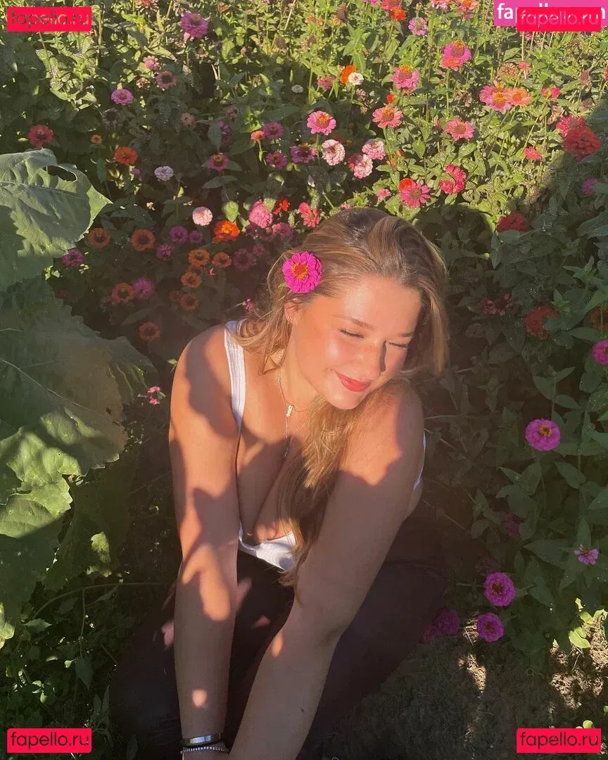 Grace H Onlyfans Photo Gallery 