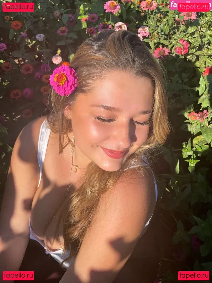 Grace H Onlyfans Photo Gallery 