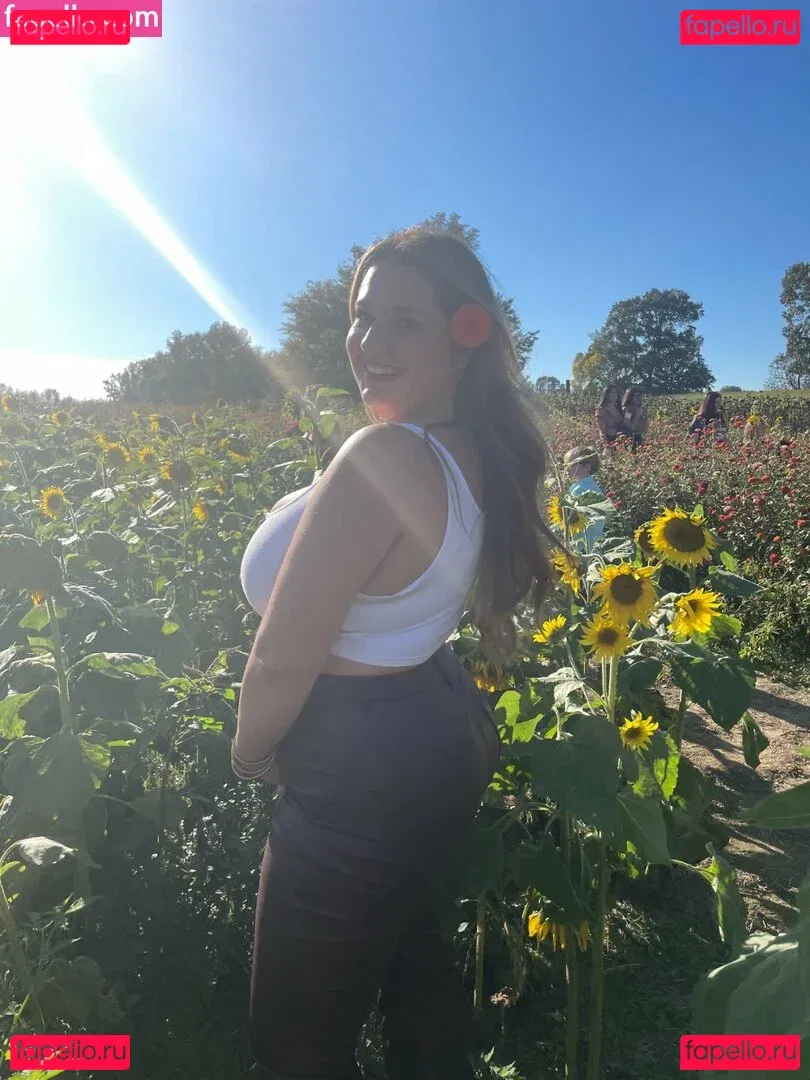 Grace H Onlyfans Photo Gallery 