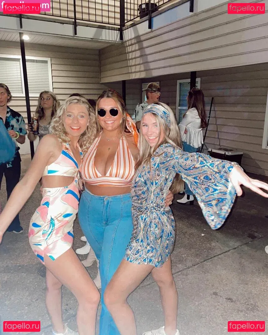 Grace H Onlyfans Photo Gallery 