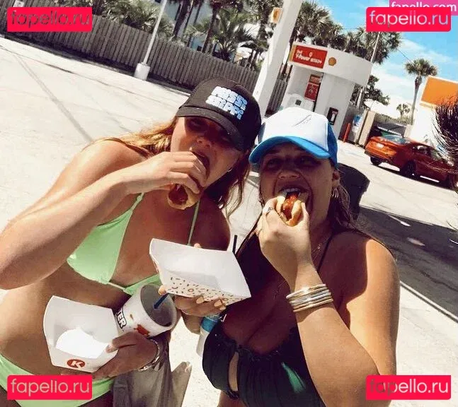 Grace H Onlyfans Photo Gallery 