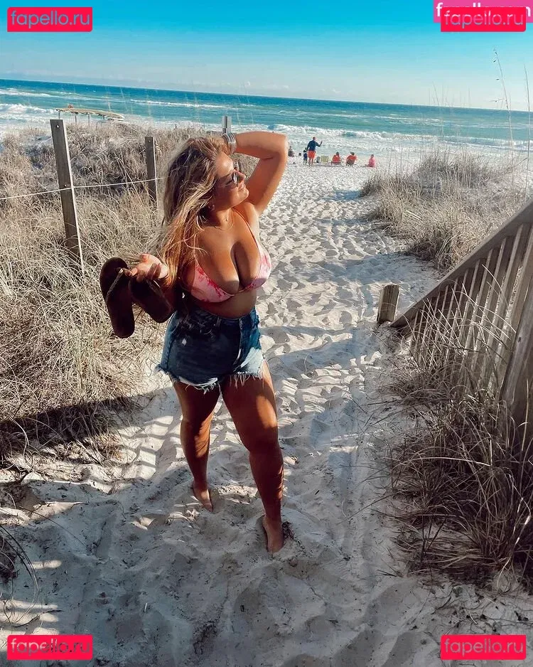 Grace H Onlyfans Photo Gallery 