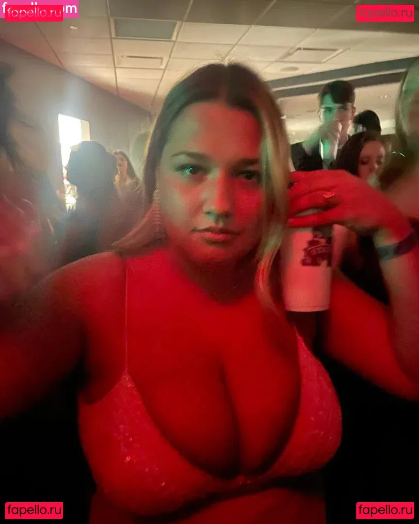 Grace H Onlyfans Photo Gallery 