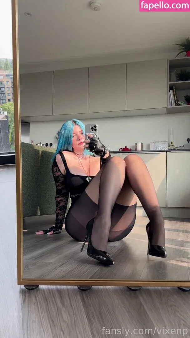 Vixenp Onlyfans Photo Gallery 