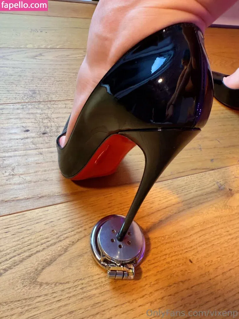 Vixenp Onlyfans Photo Gallery 