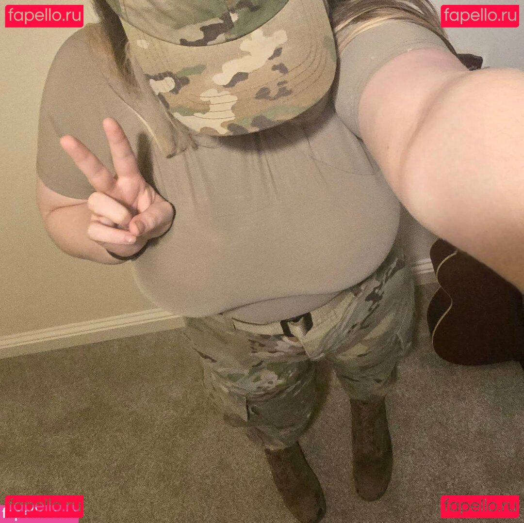 masked_mia05 / maskedmia05 Onlyfans Photo Gallery 