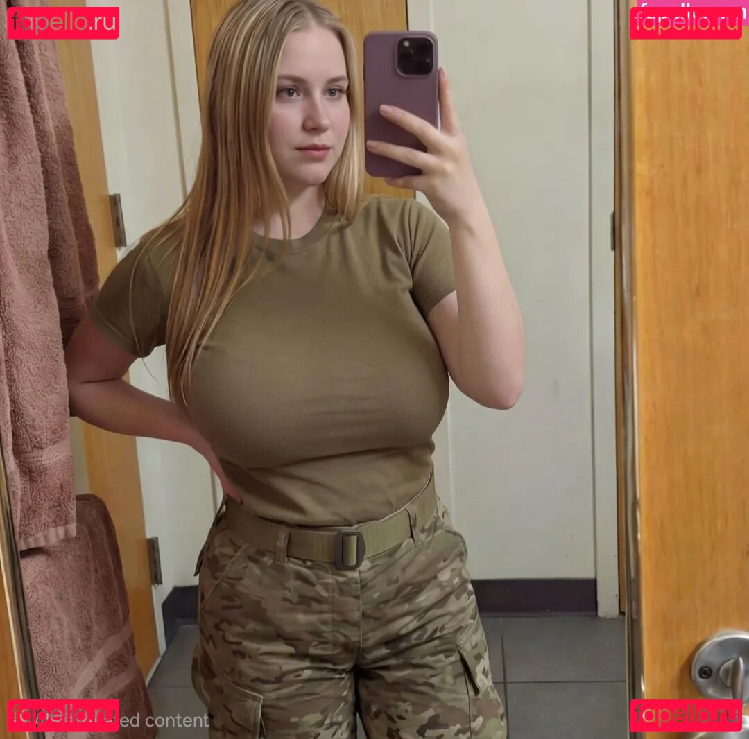 masked_mia05 / maskedmia05 Onlyfans Photo Gallery 