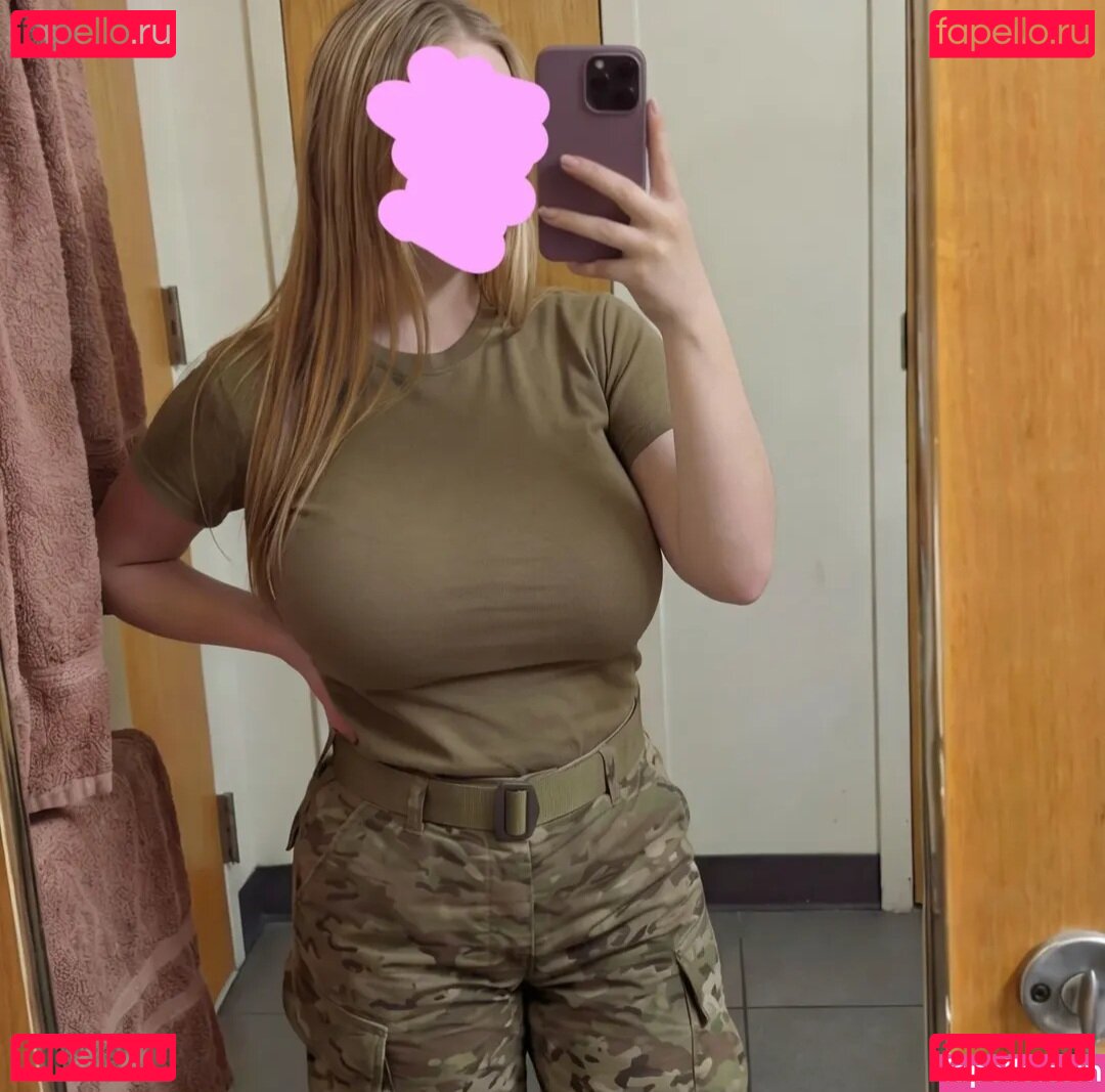 masked_mia05 / maskedmia05 Onlyfans Photo Gallery 