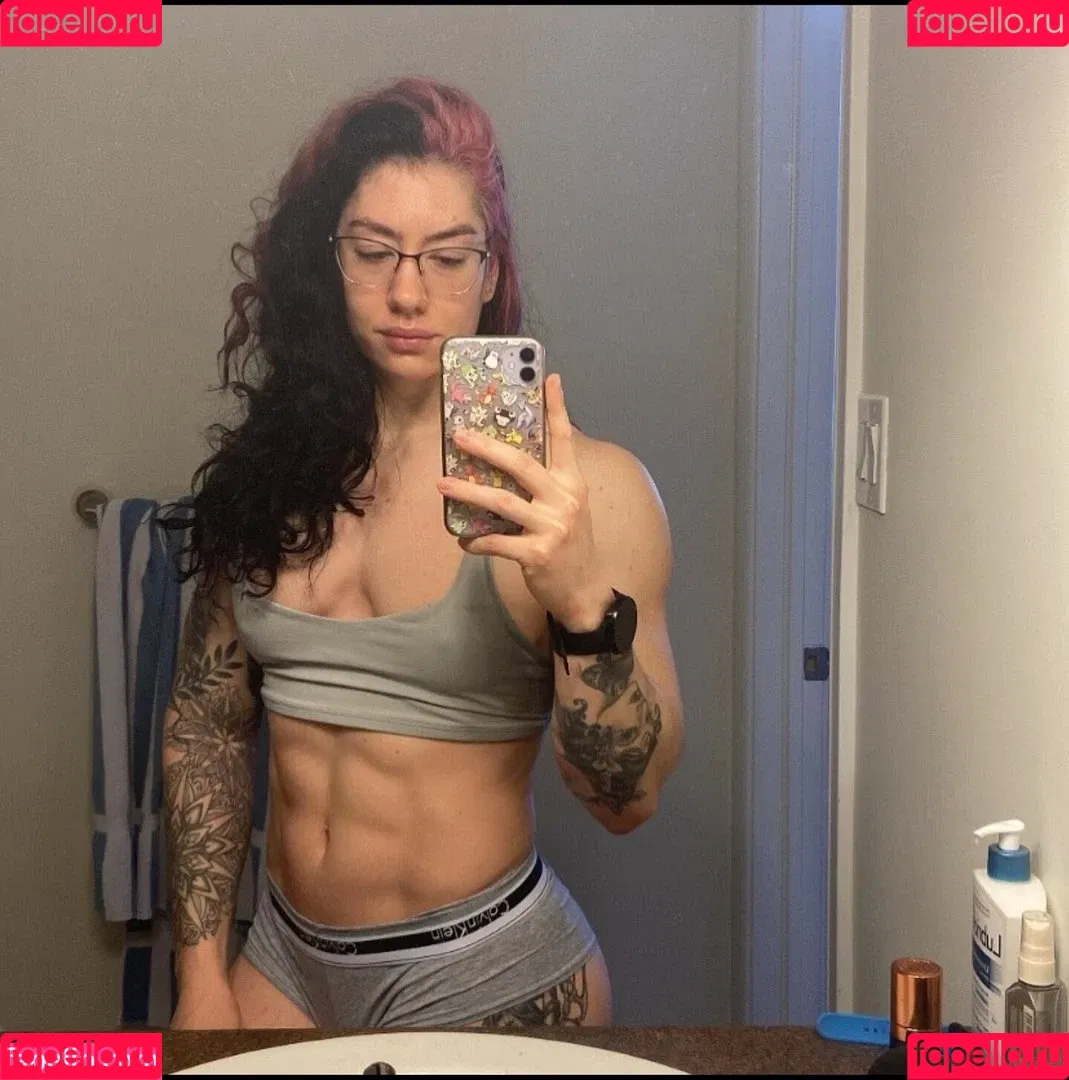 Natasha Aughey Onlyfans Photo Gallery 