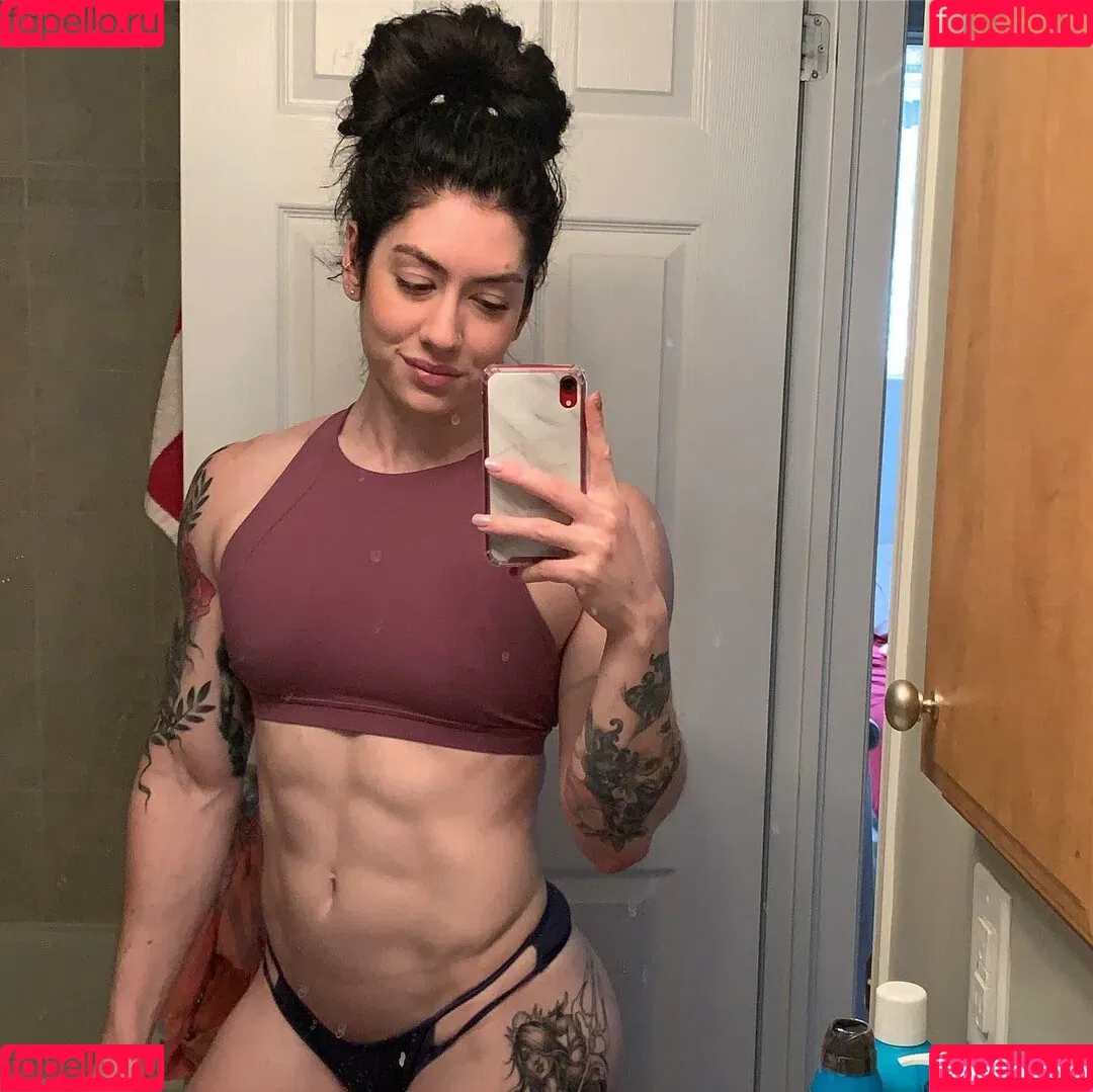 Natasha Aughey Onlyfans Photo Gallery 