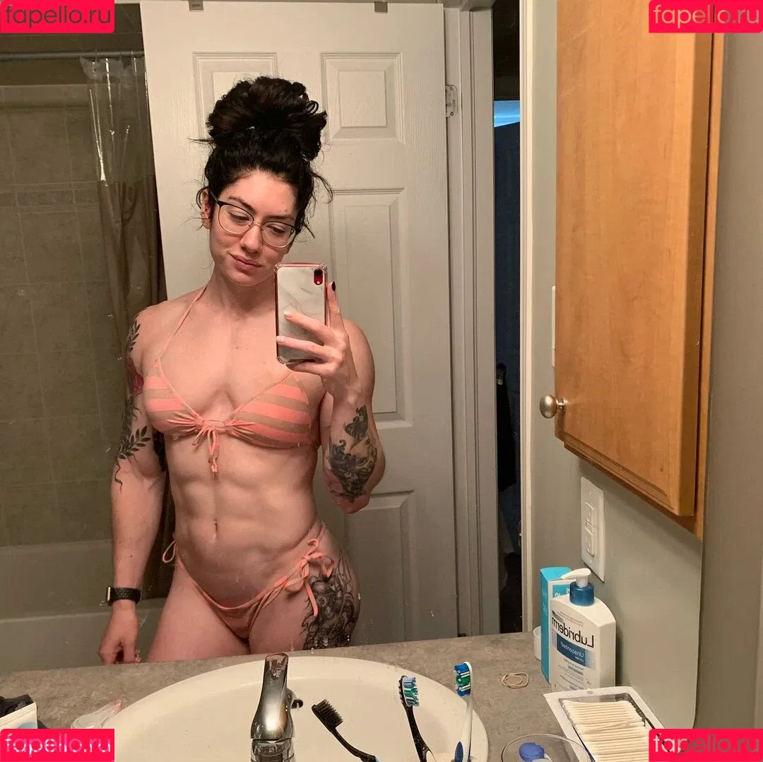 Natasha Aughey Onlyfans Photo Gallery 
