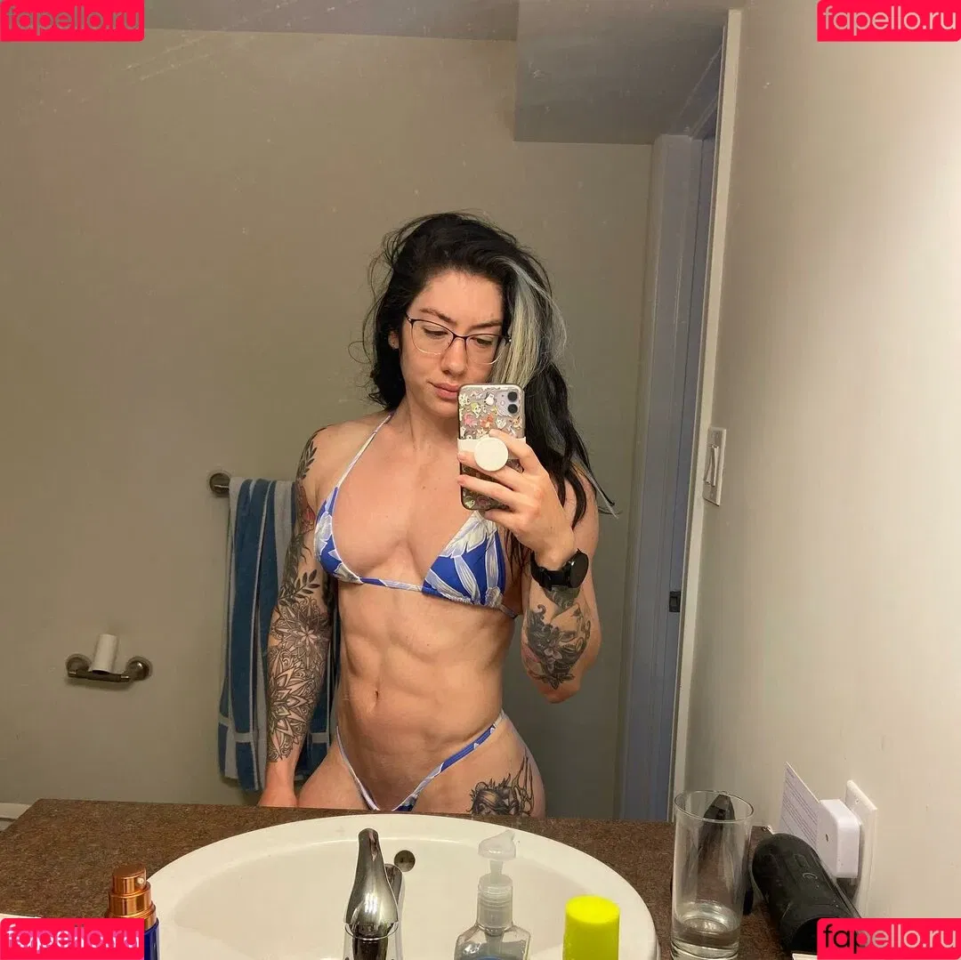 Natasha Aughey Onlyfans Photo Gallery 