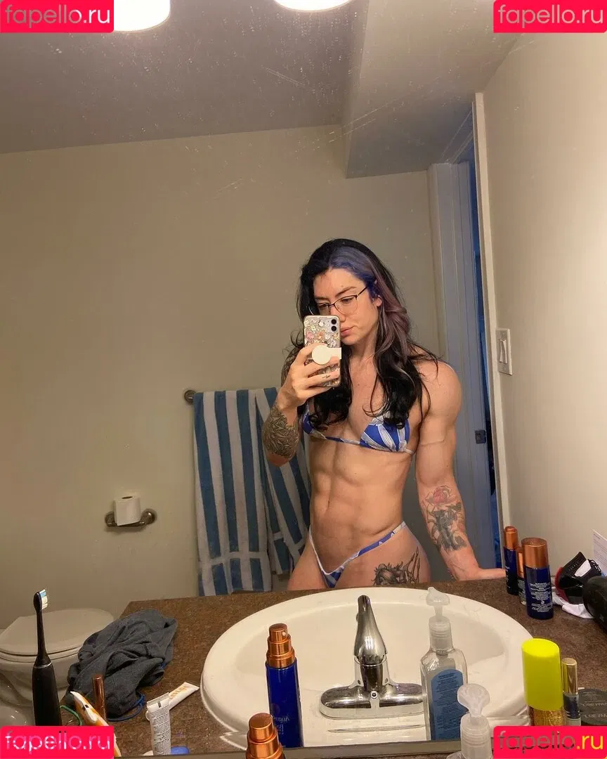 Natasha Aughey Onlyfans Photo Gallery 