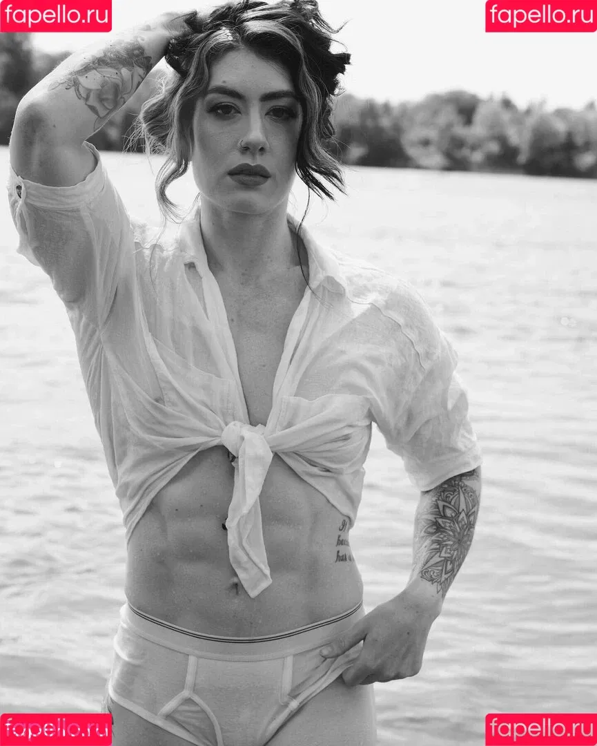 Natasha Aughey Onlyfans Photo Gallery 