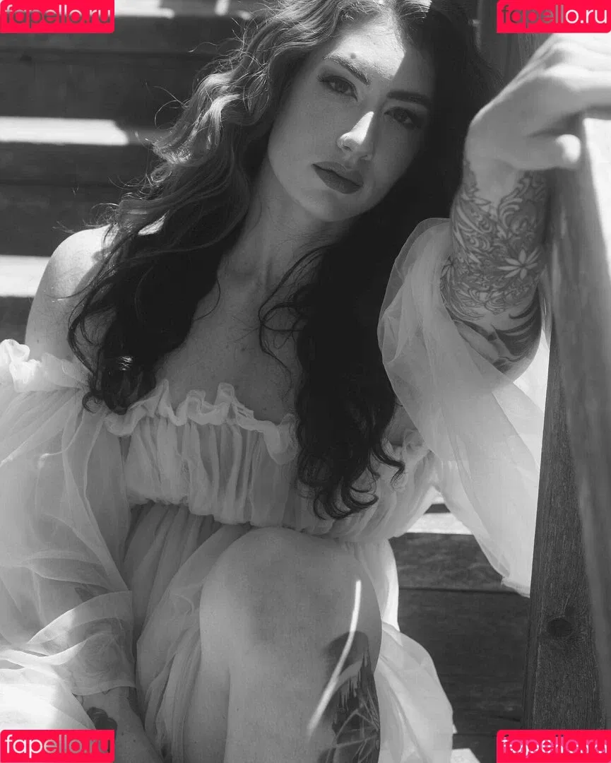 Natasha Aughey Onlyfans Photo Gallery 