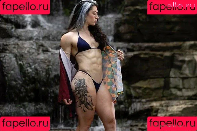 Natasha Aughey Onlyfans Photo Gallery 